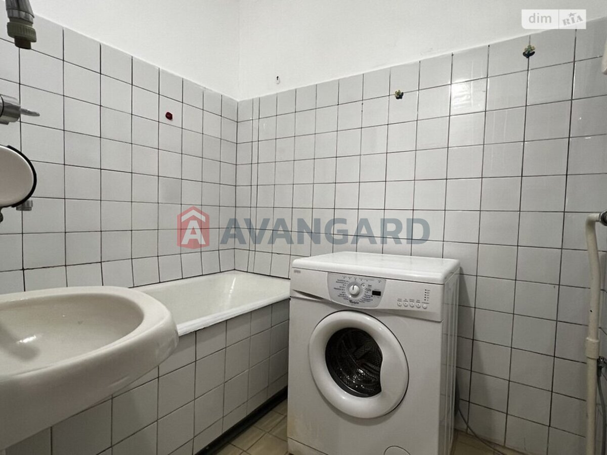 2 ��. ��������, 51/30/7 ��. �., 2/12 ������ ���� 11