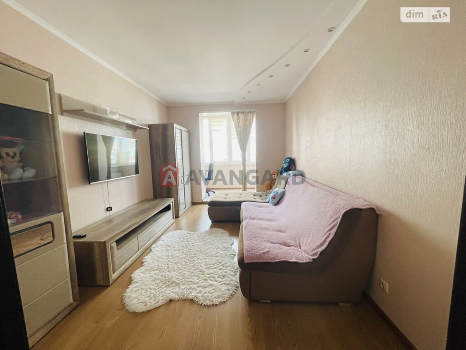 2 ��. ��������, 75/38/- ��. �., 8/11 ������ ���� 7