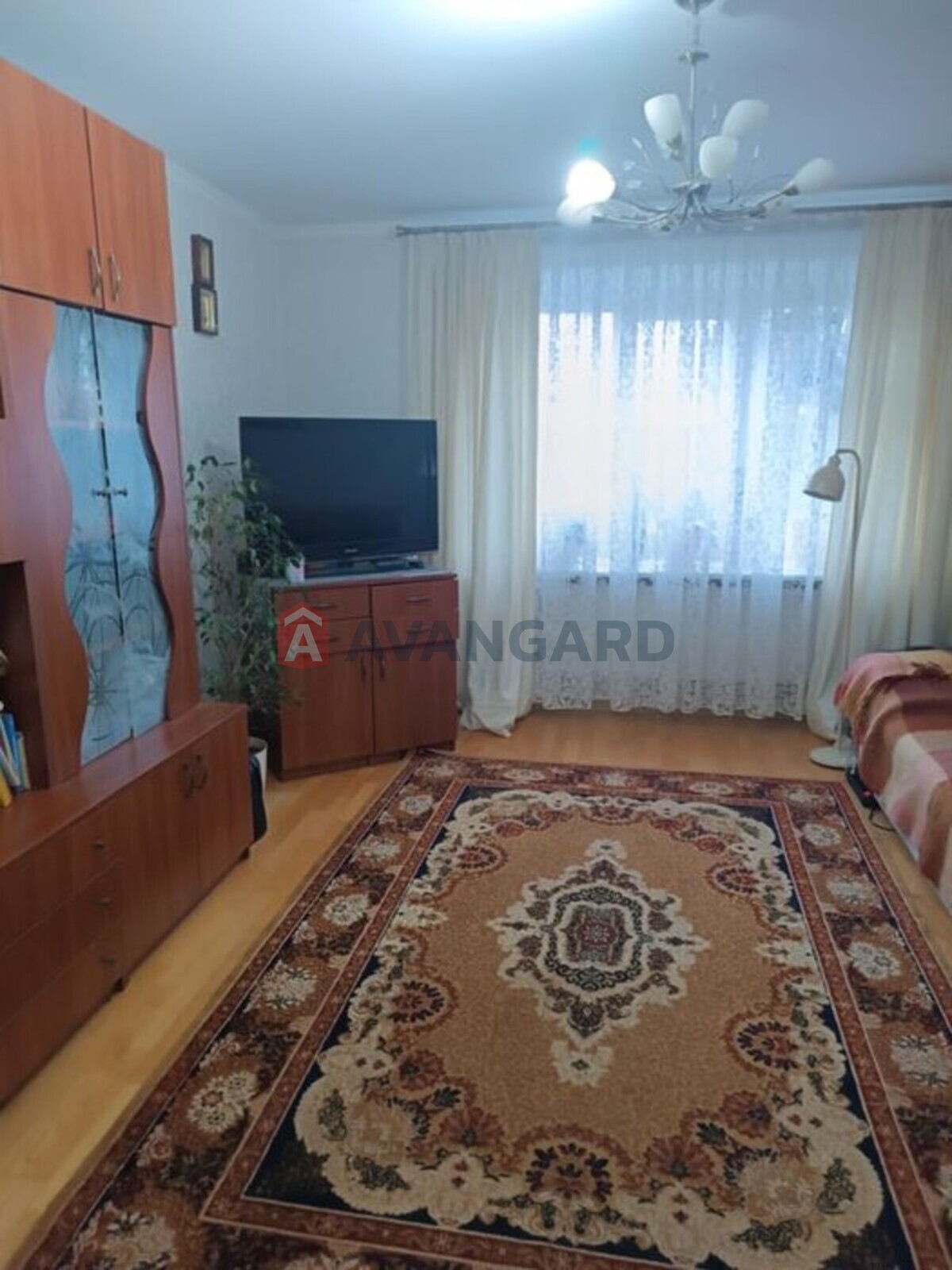 3 ��. ��������, 62/-/8 ��. �., 2/9 ������ ���� 2