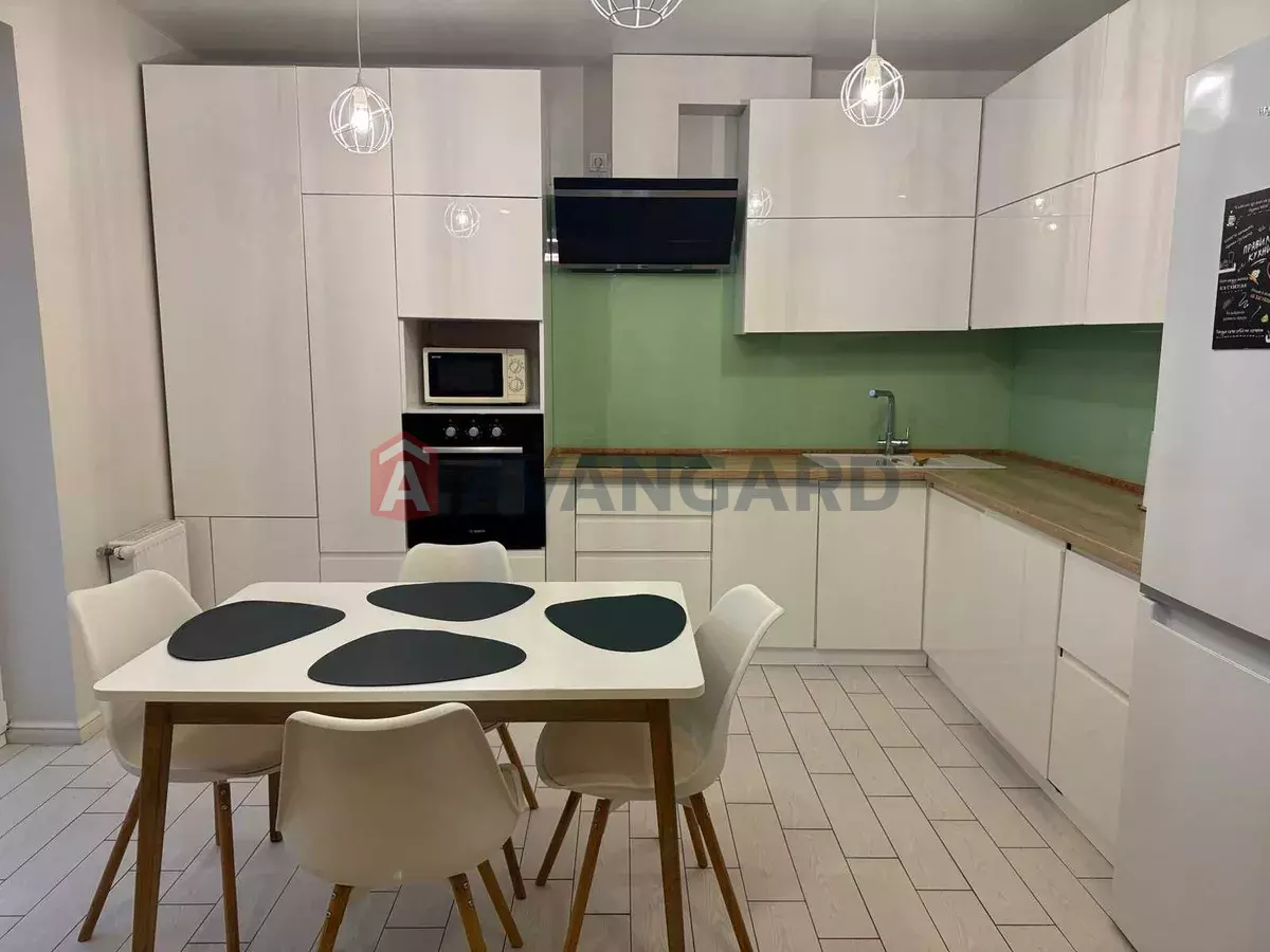 3 ����. ��������, 84/30/18 ��. �., 6/6 ���� ���� 9