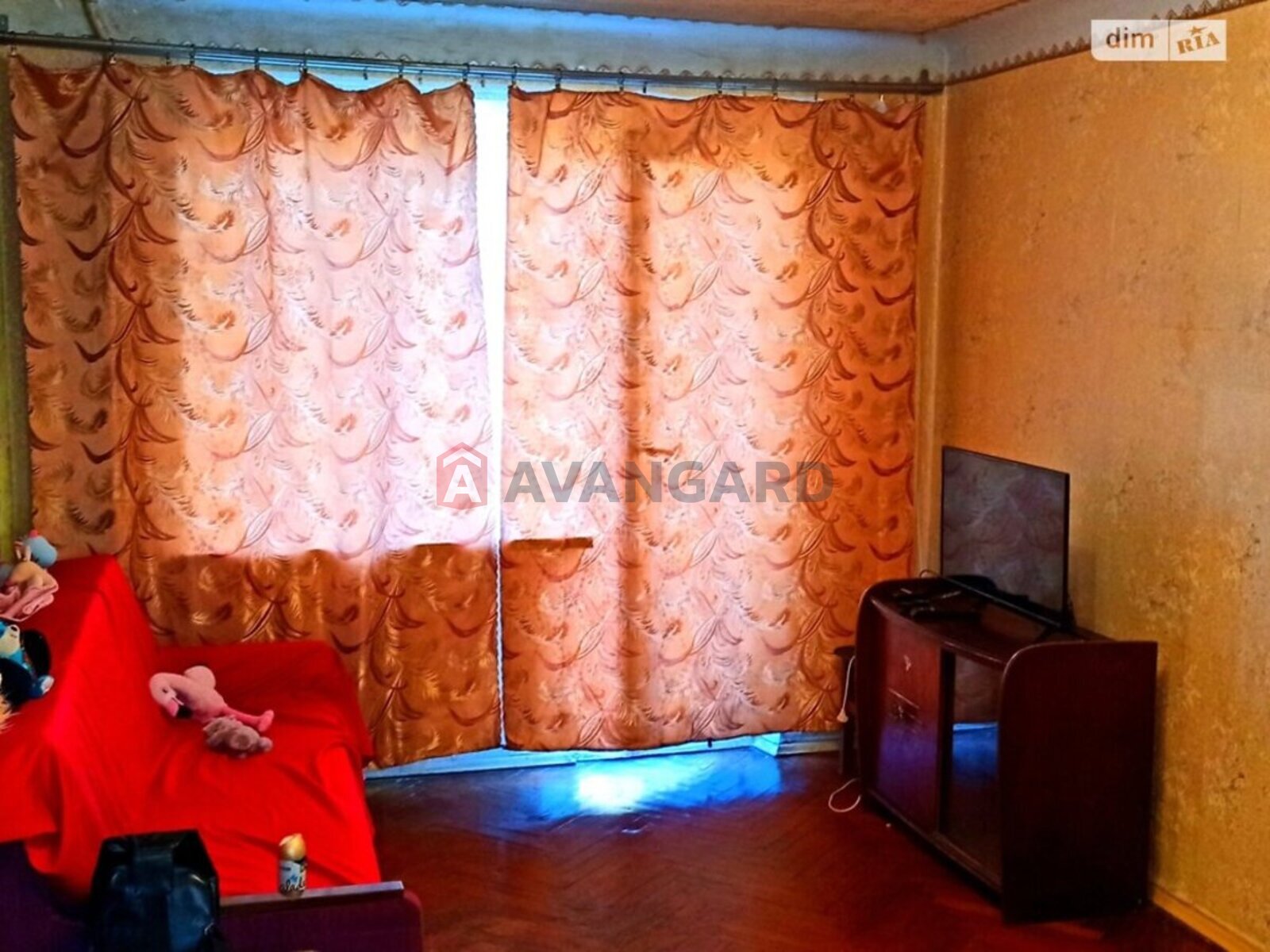 2 ��. ��������, 46/-/5 ��. �., 4/5 ������ ���� 1