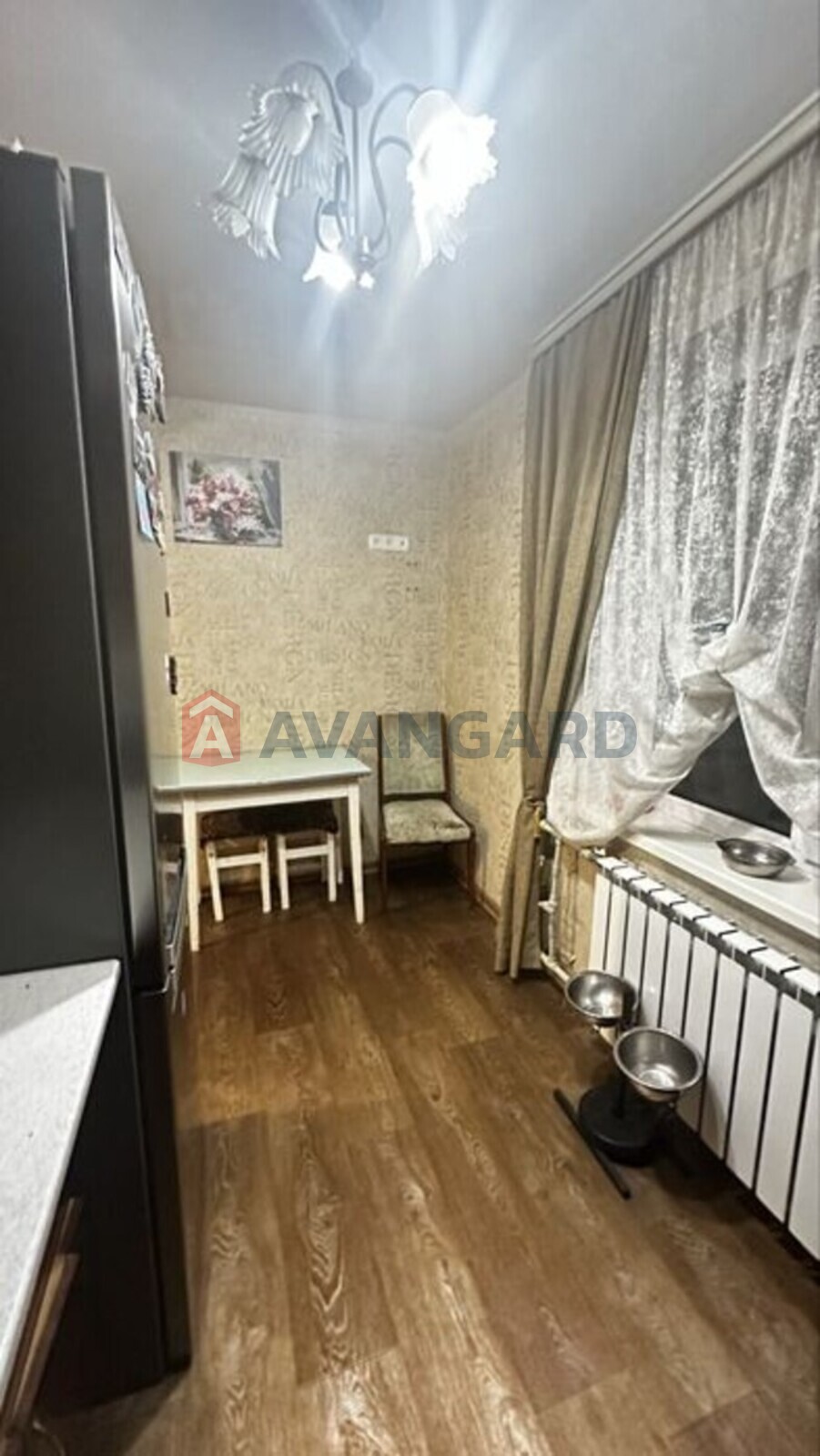 3 ��. ��������, 68/-/9 ��. �., 8/9 ������ ���� 5