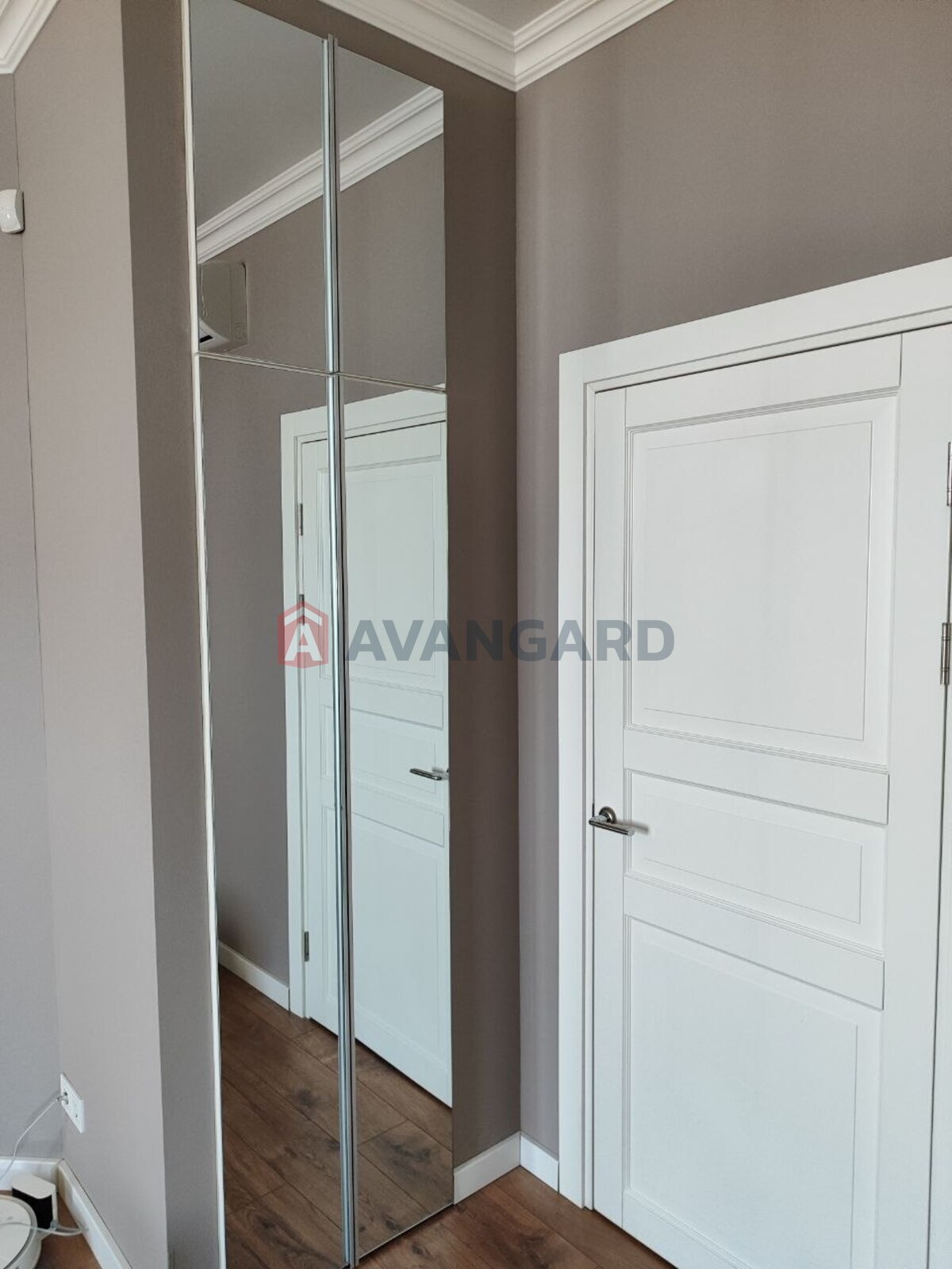 3 ��. ��������, 85/45/25 ��. �., 16/22 ������ ���� 16