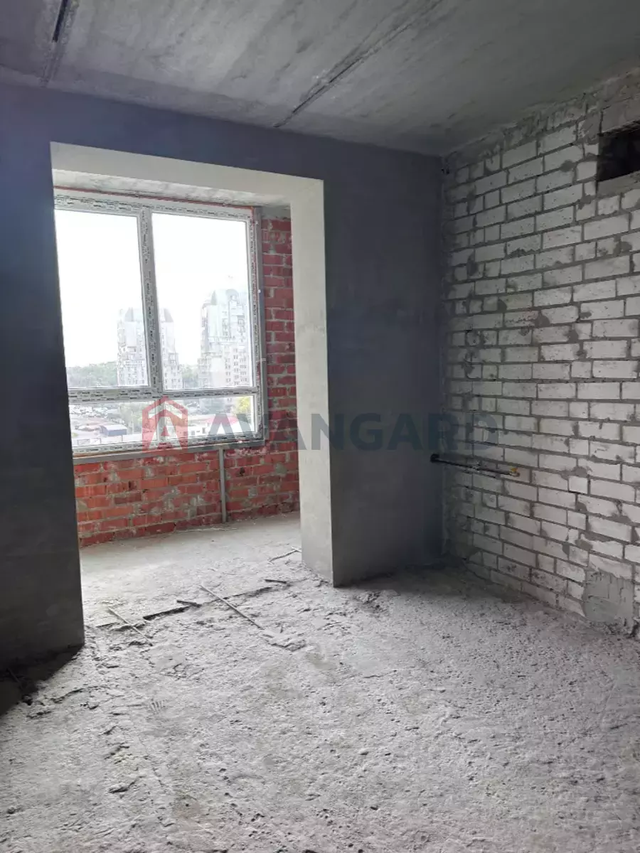 3 ����. ��������, 78/48/20 ��. �., 8/10 ���� ���� 4