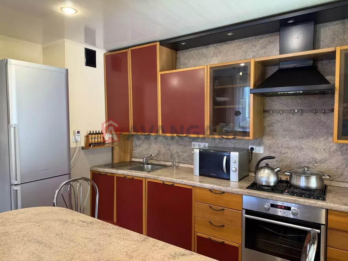 3 ��. ��������, 76/-/20 ��. �., 6/14 ������ ���� 1