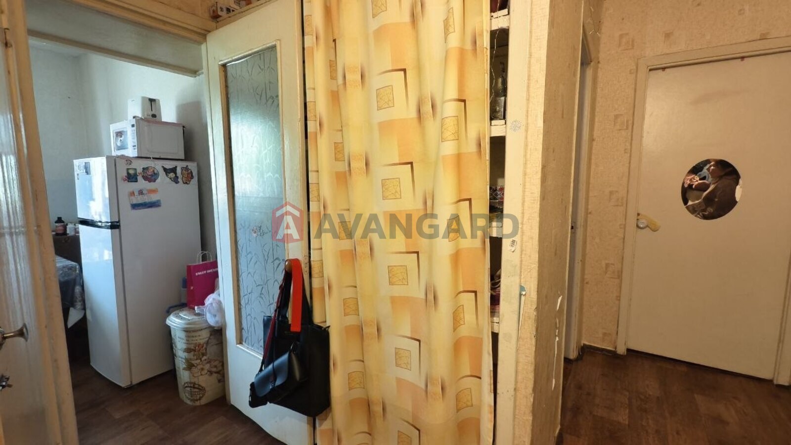 2 ��. ��������, 48/29/7 ��. �., 2/9 ������ ���� 14