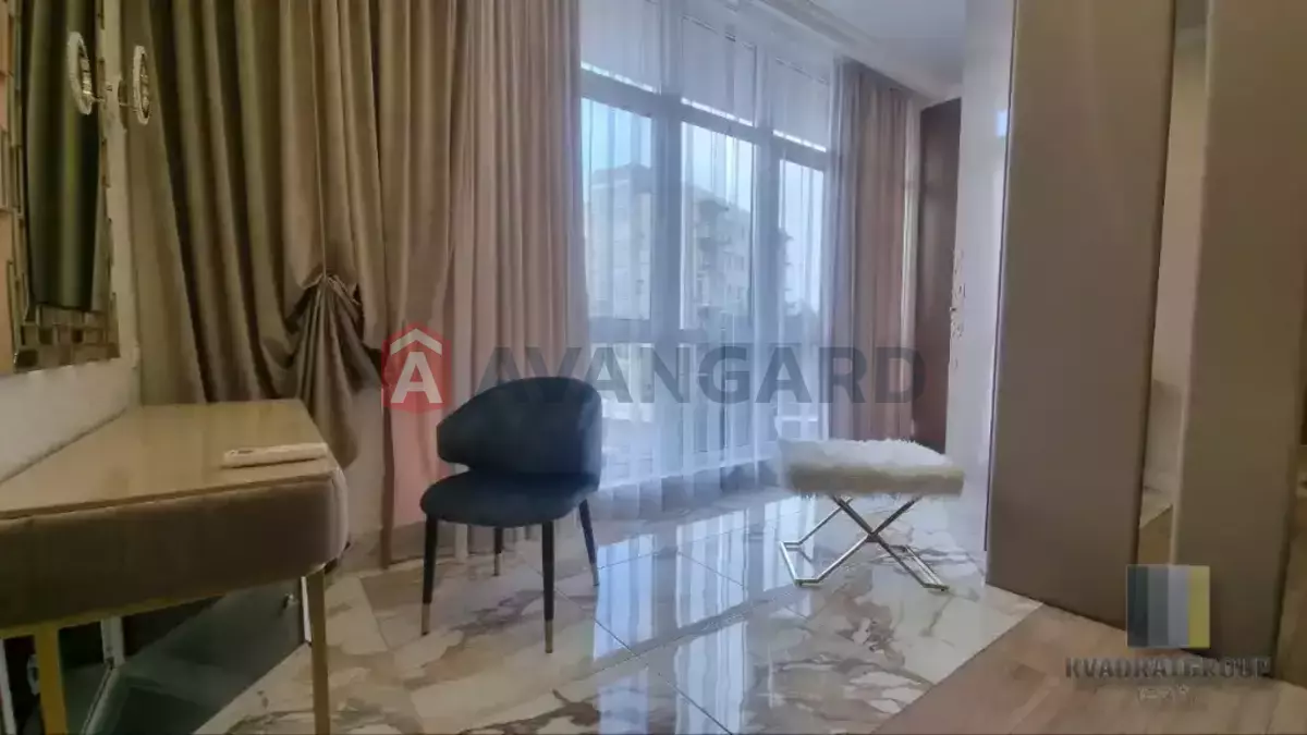 3 ����. ��������, 80/-/- ��. �., 2/7 ���� ���� 4