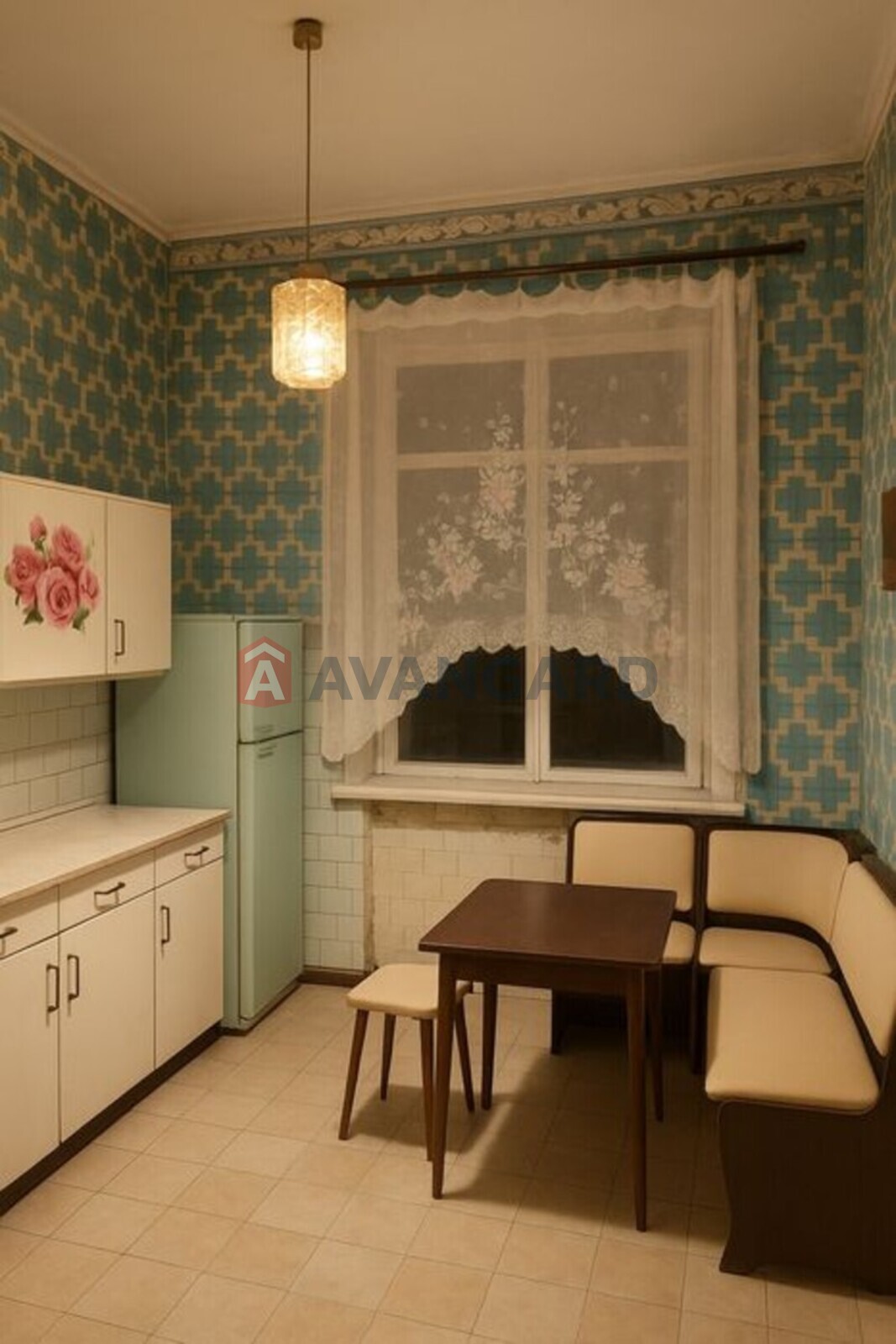 2 ��. ��������, 50/-/8 ��. �., 2/4 ������ ���� 1