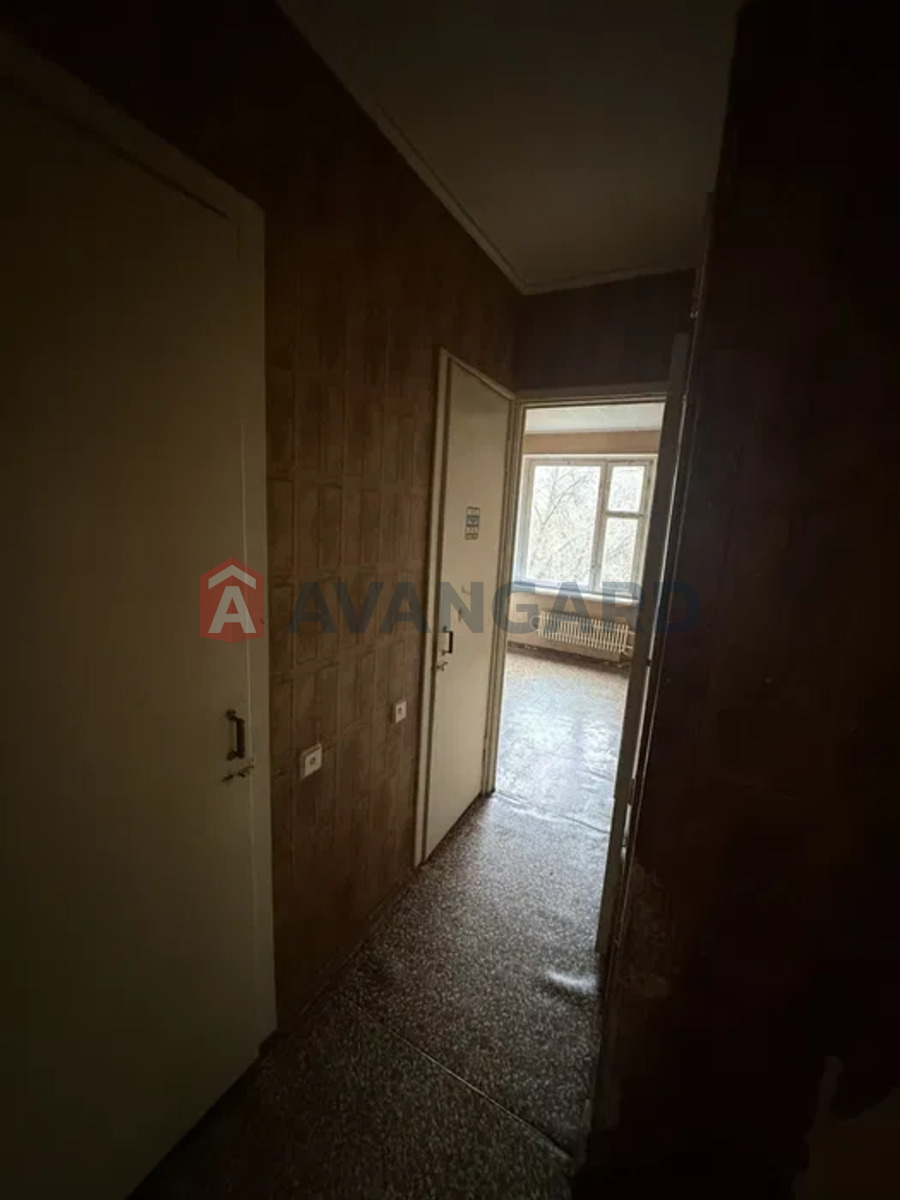 2 ��. ��������, 53/-/8.60 ��. �., 3/9 ������ ���� 6