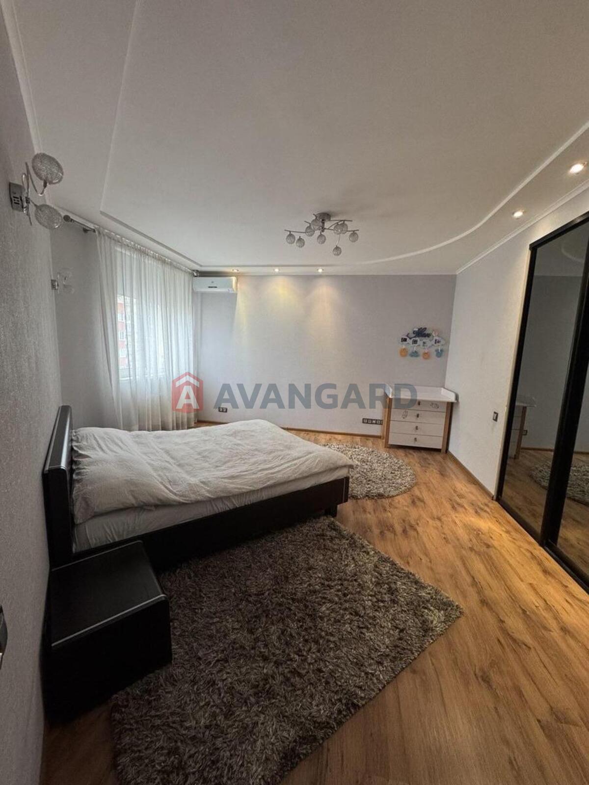 2 ����. ��������, 78/-/11 ��. �., 7/18 ���� ���� 12