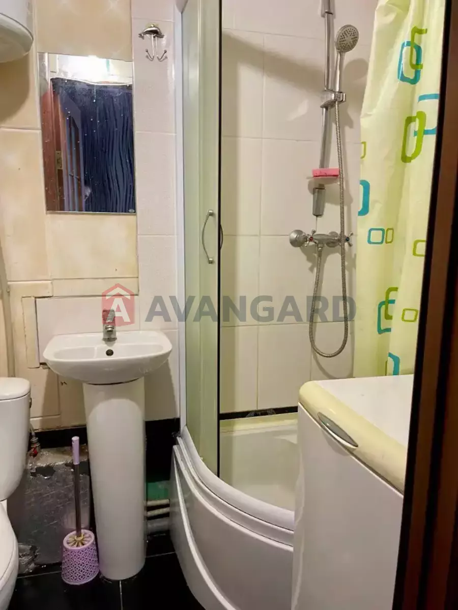 1 . , 22/-/- . ., 4/9   8