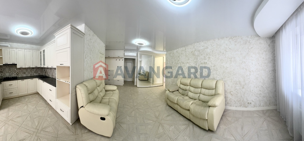 3 ��. ��������, 81/44/20 ��. �., 4/10 ������ ���� 4