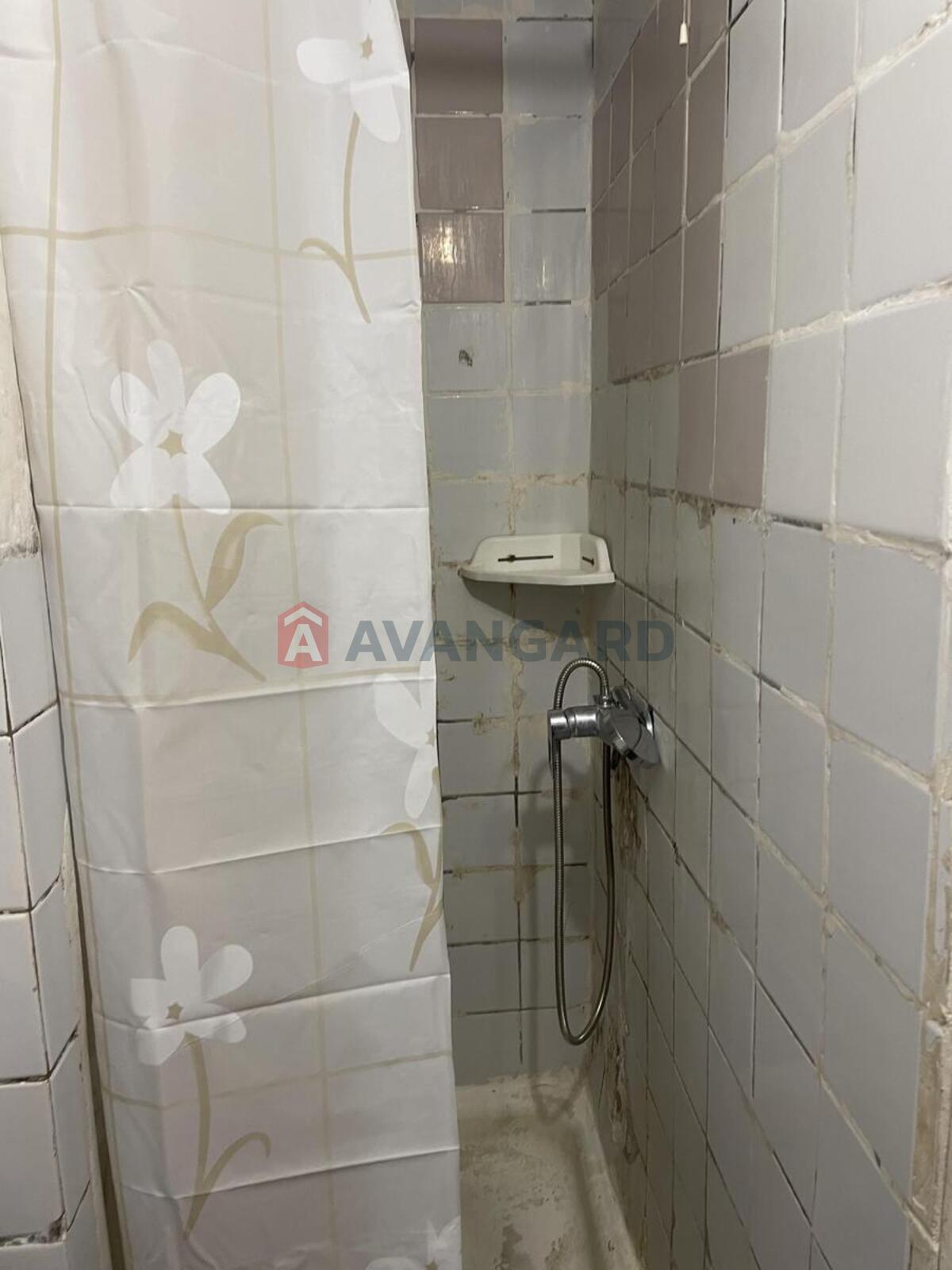 1 ��. ��������, 32/18/- ��. �., 4/9 ������ ���� 6