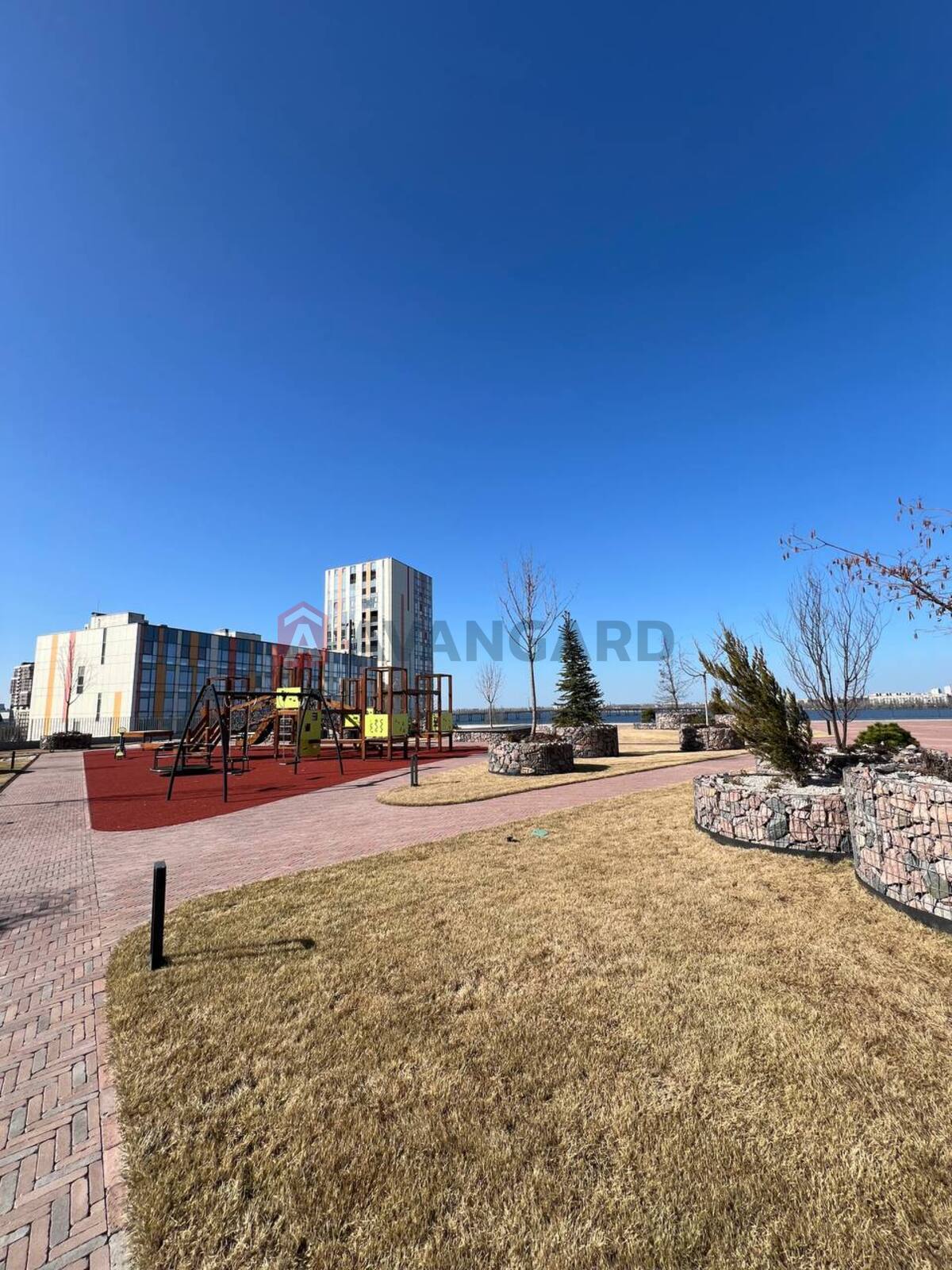 3 ��. ��������, 75,4/70/5 ��. �., 10/36 ������ ���� 11