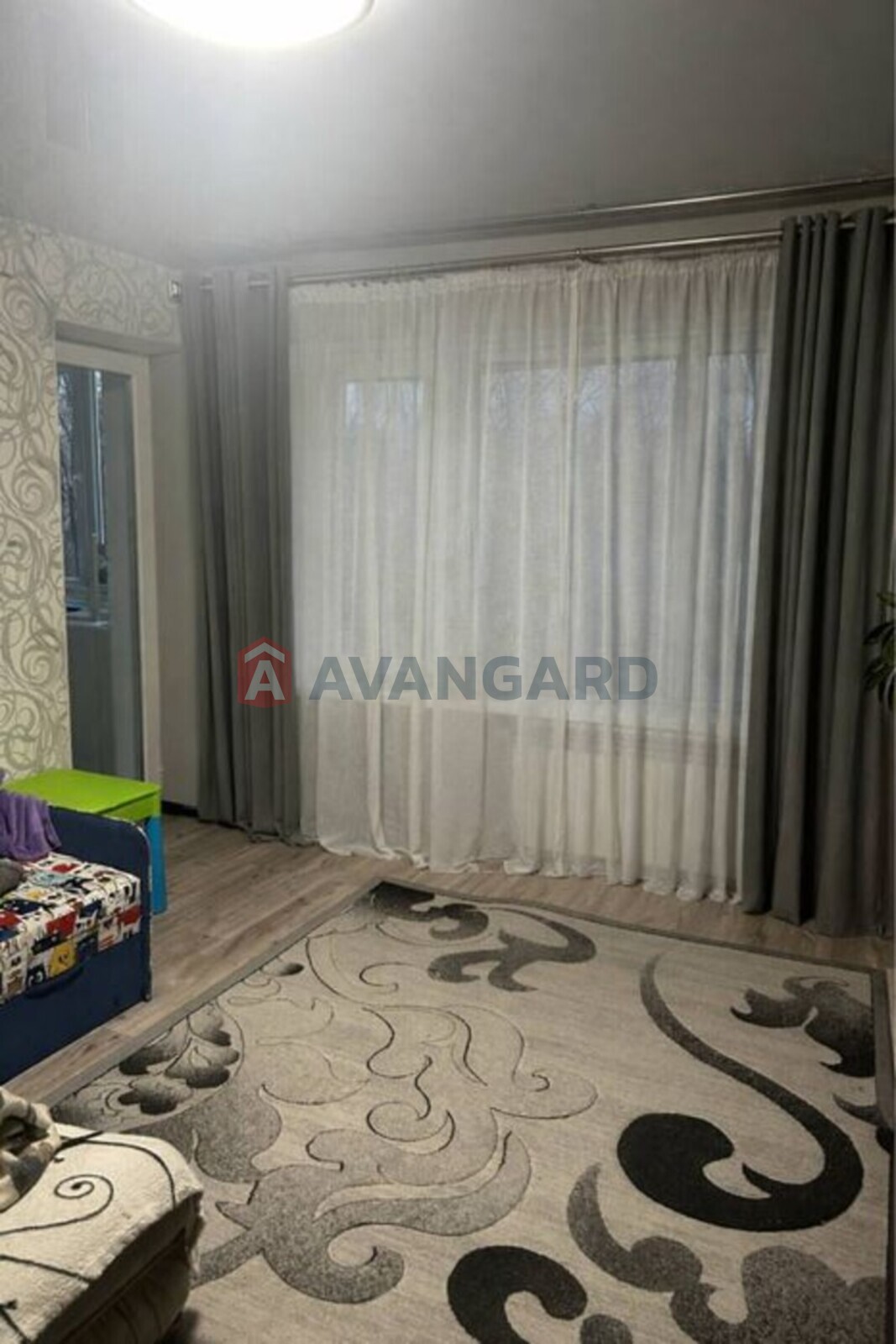 2 ��. ��������, 49/-/7 ��. �., 3/9 ������ ���� 2