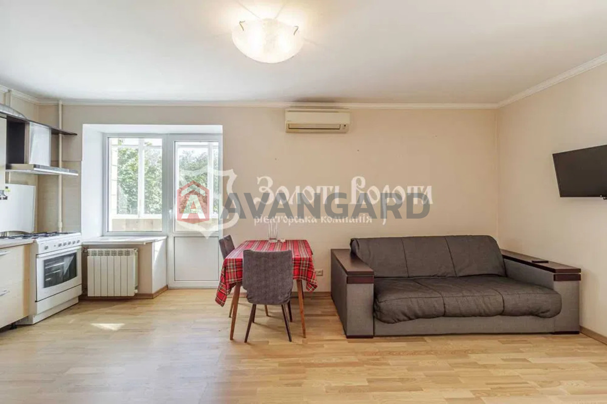 3 ��. ��������, 61/-/19 ��. �., 4/10 ������ ���� 2