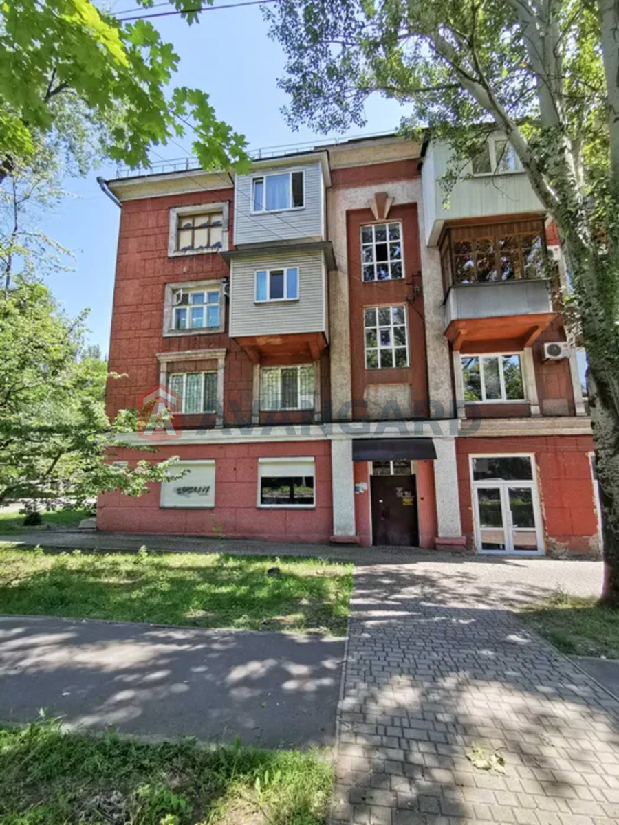 4 . , 89/-/9 . ., 3/4   14