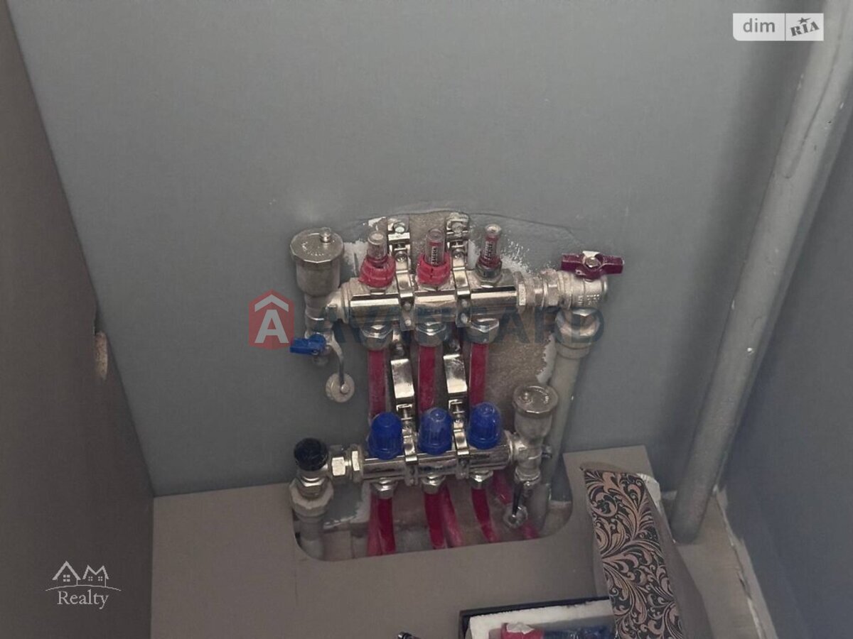 1 ��. ��������, 35/15/10 ��. �., 2/3 ������ ���� 5