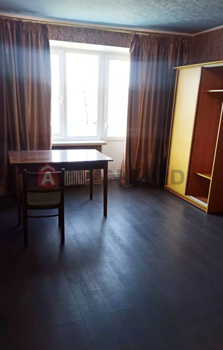 1 ����. ��������, 31/-/5 ��. �., 7/9 ���� ���� 4