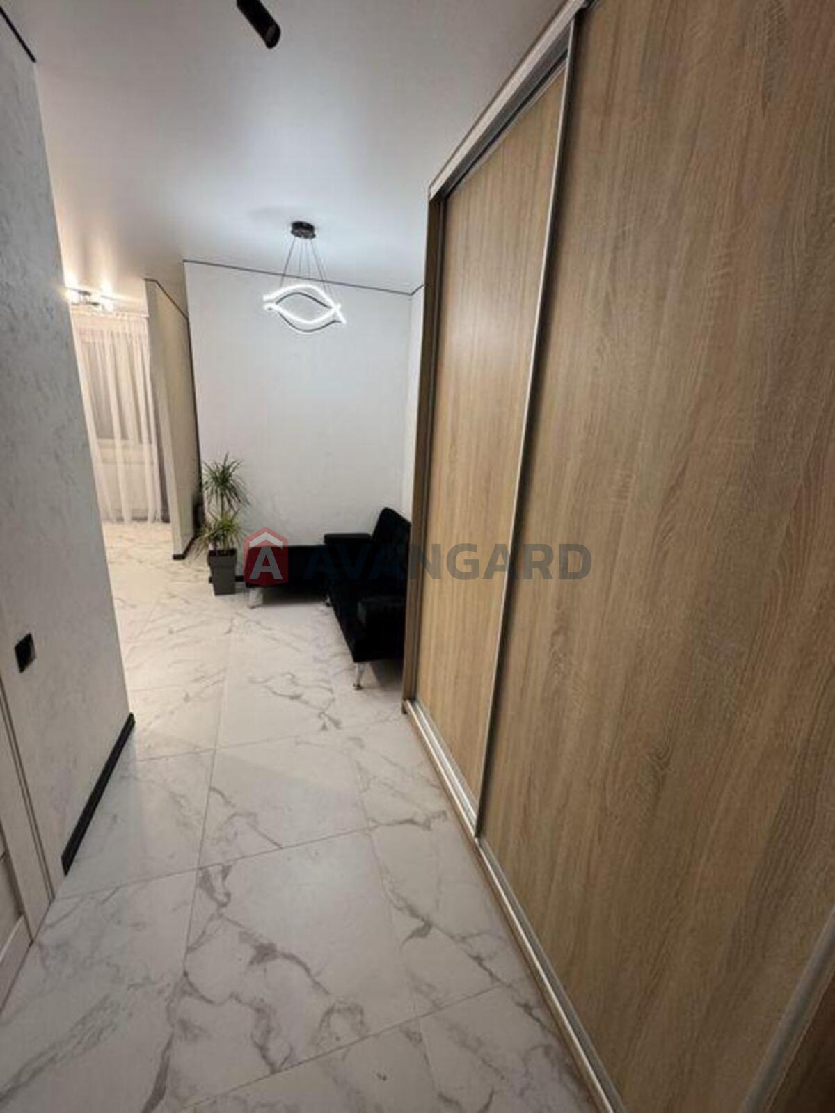 1 ��. ��������, 26/-/7 ��. �., 2/5 ������ ���� 8