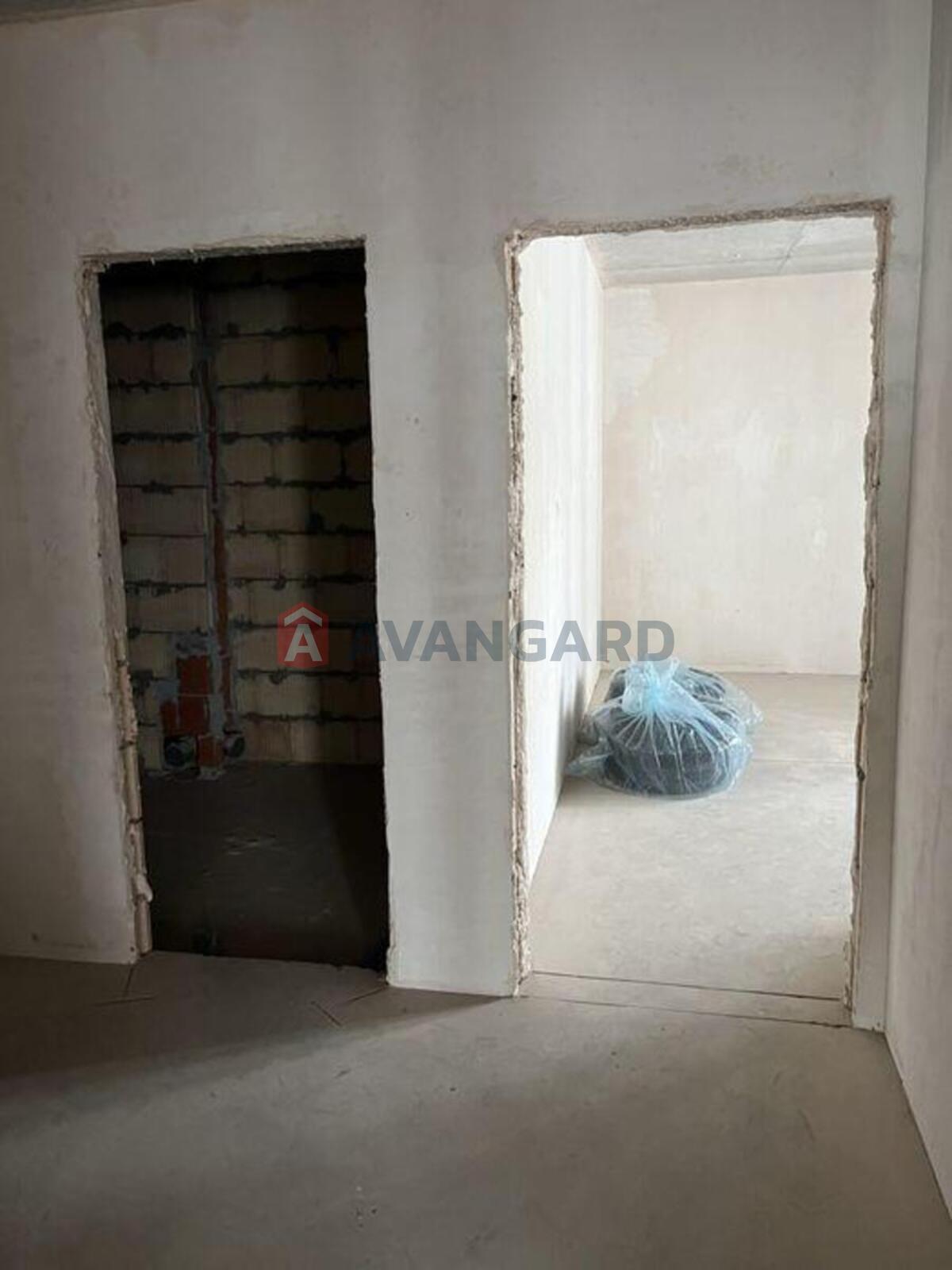 3 ��. ��������, 96/-/16 ��. �., 12/24 ������ ���� 15