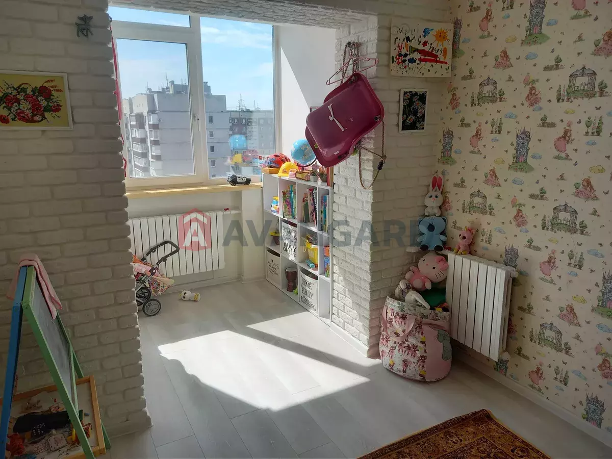 3 ��. ��������, 64/38/11 ��. �., 10/10 ������ ���� 10