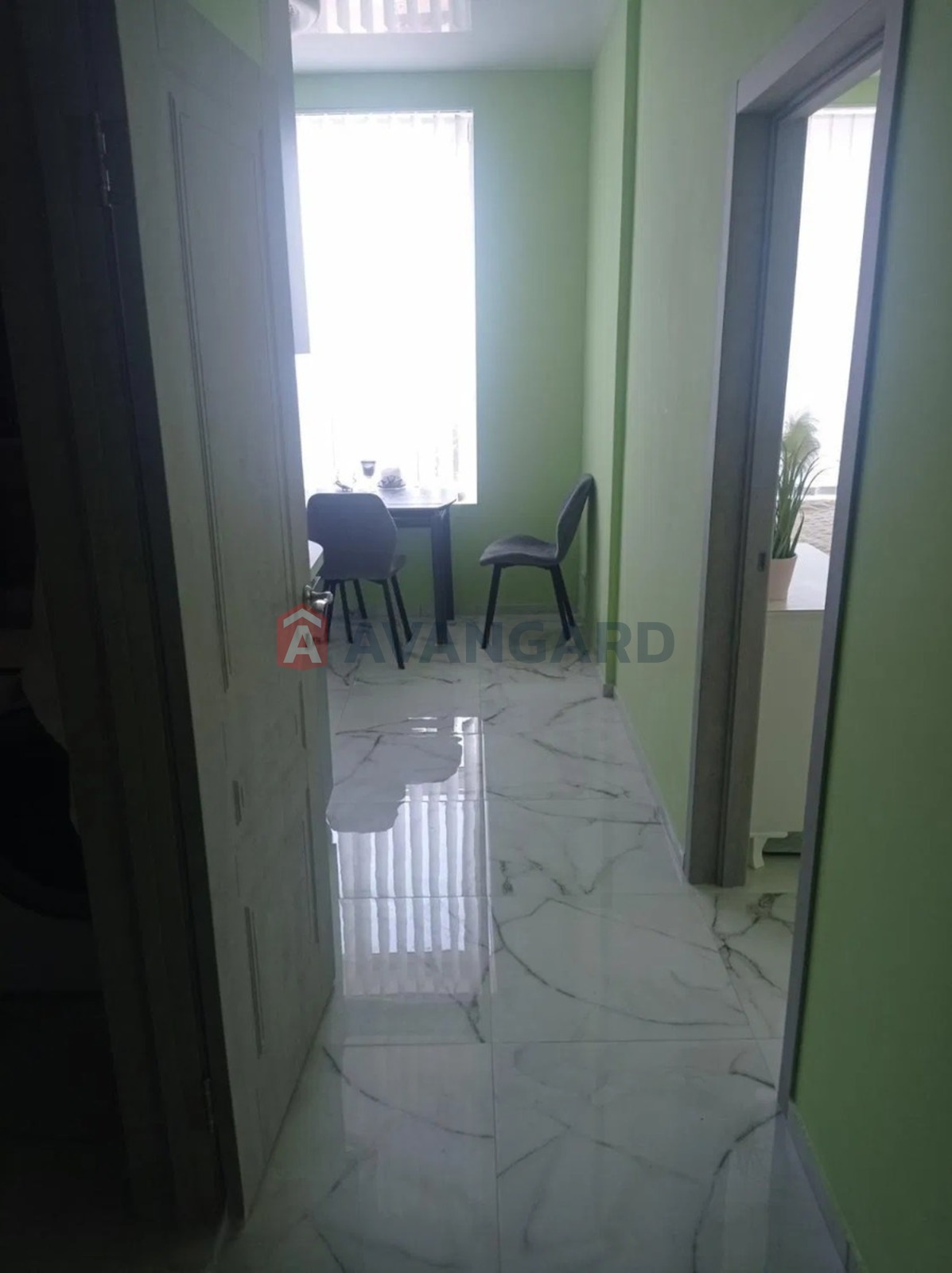 2 ��. ��������, 50/-/10 ��. �., 12/12 ������ ���� 9