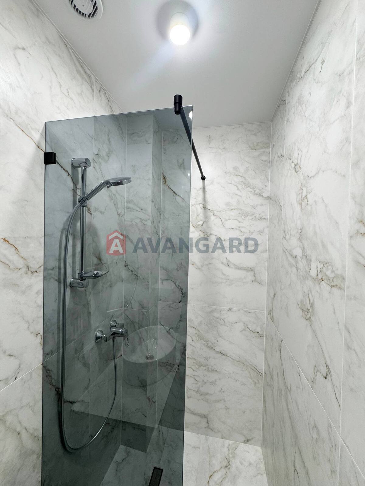 1 ����. ��������, 29/18/10 ��. �., 5/5 ���� ���� 12