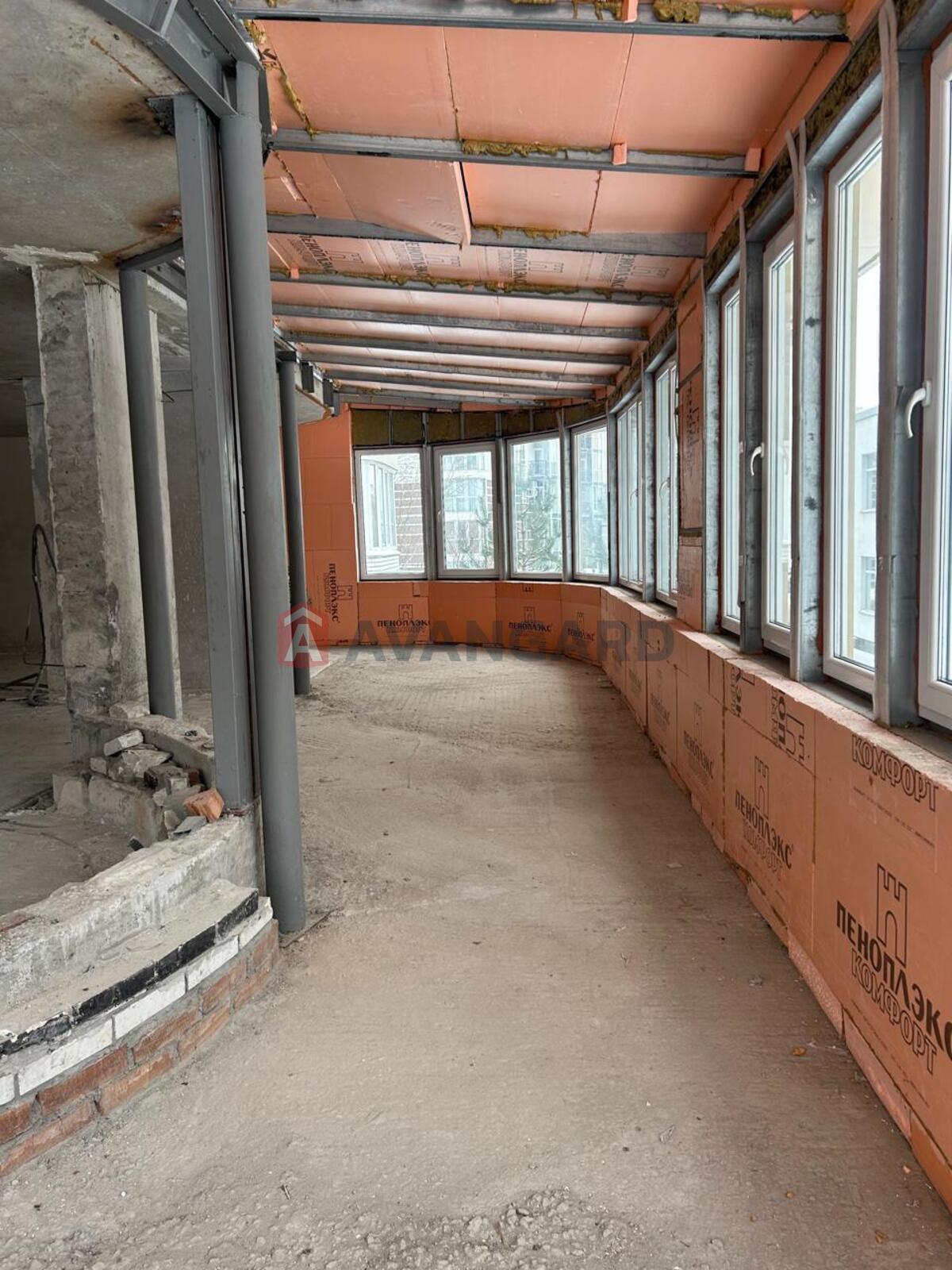 4 ����. ��������, 180/-/- ��. �., 2/5 ���� ���� 6