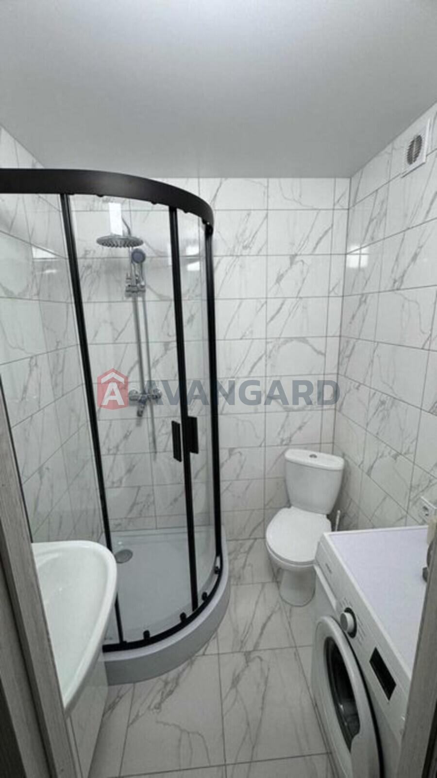 4 ��. ��������, 77/-/10 ��. �., 3/9 ������ ���� 3