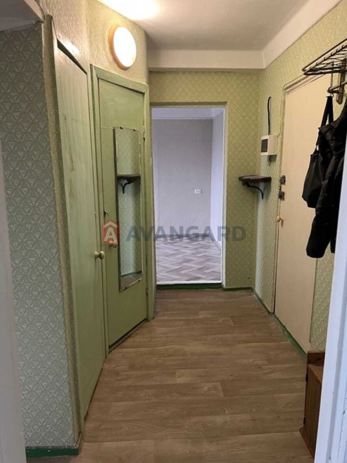 2 ��. ��������, 44/-/6 ��. �., 5/5 ������ ���� 7