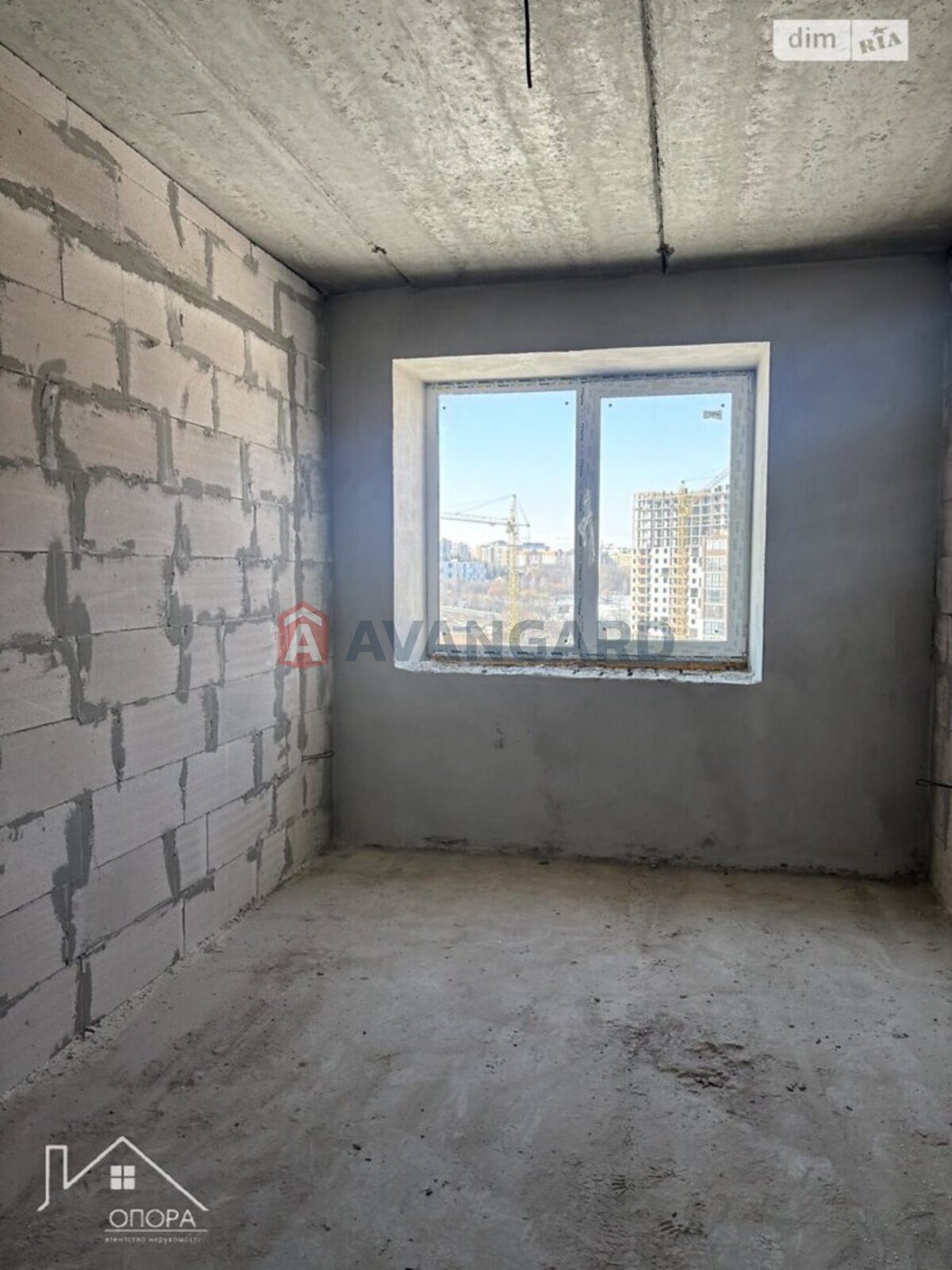 3 ��. ��������, 82/41/20 ��. �., 6/9 ������ ���� 4