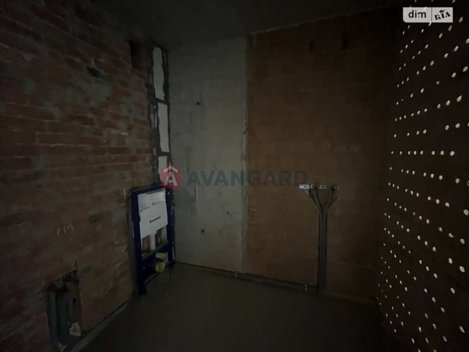 1 ��. ��������, 44/-/20.7 ��. �., 4/18 ������ ���� 5