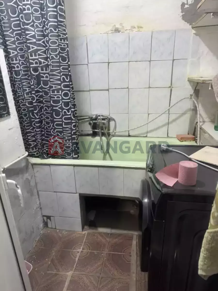 3 ��. ��������, 41/28/9 ��. �., 1/2 ������ ���� 6