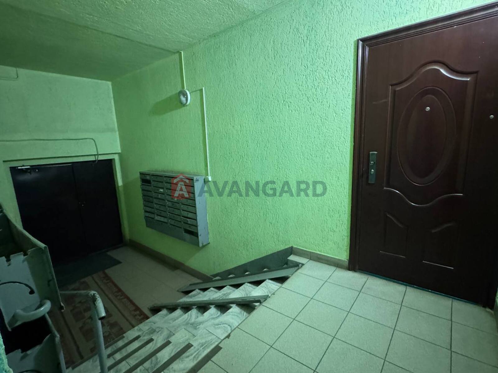 2 ��. ��������, 49/17/6 ��. �., 6/9 ������ ���� 12