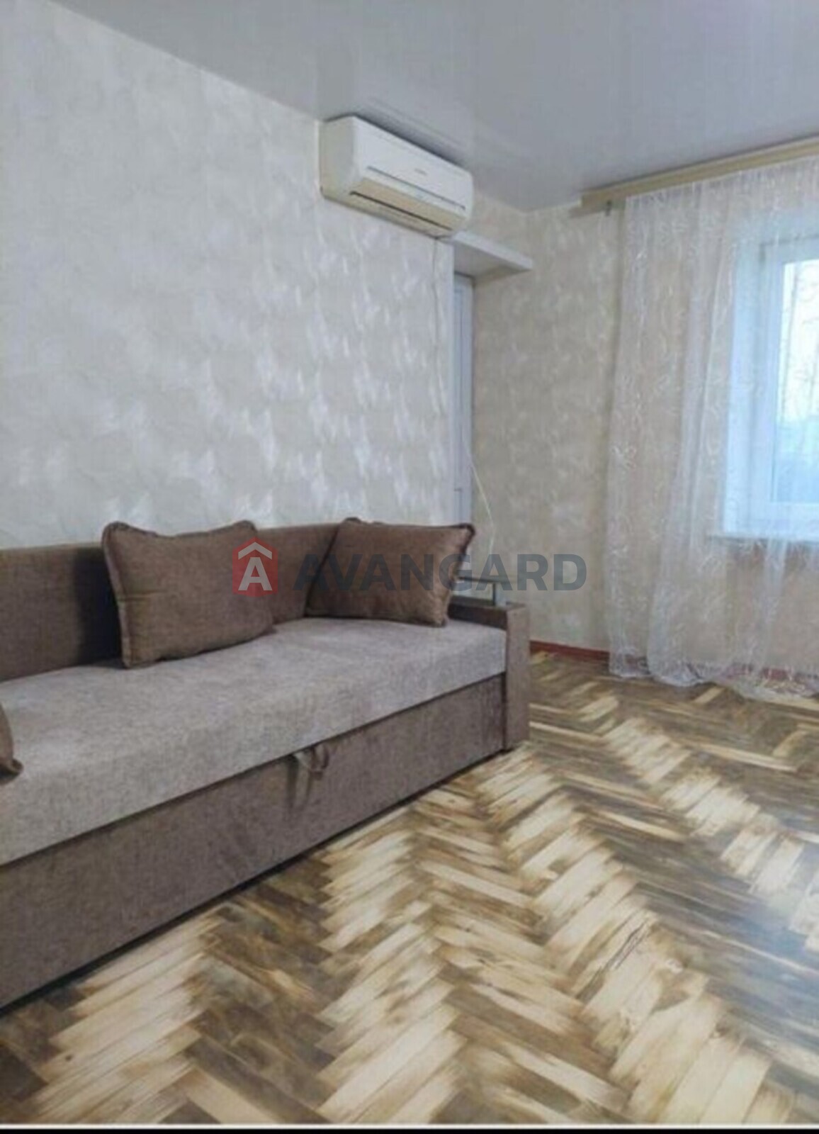 3 ��. ��������, 62/-/8 ��. �., 5/5 ������ ���� 3