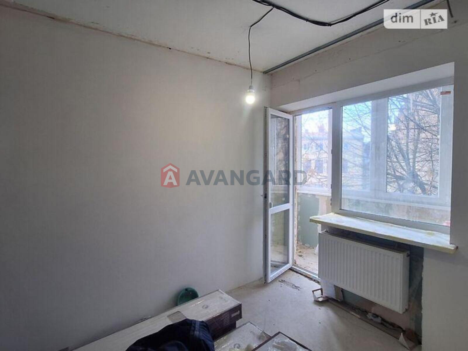 3 ��. ��������, 64/45/8 ��. �., 5/5 ������ ���� 25