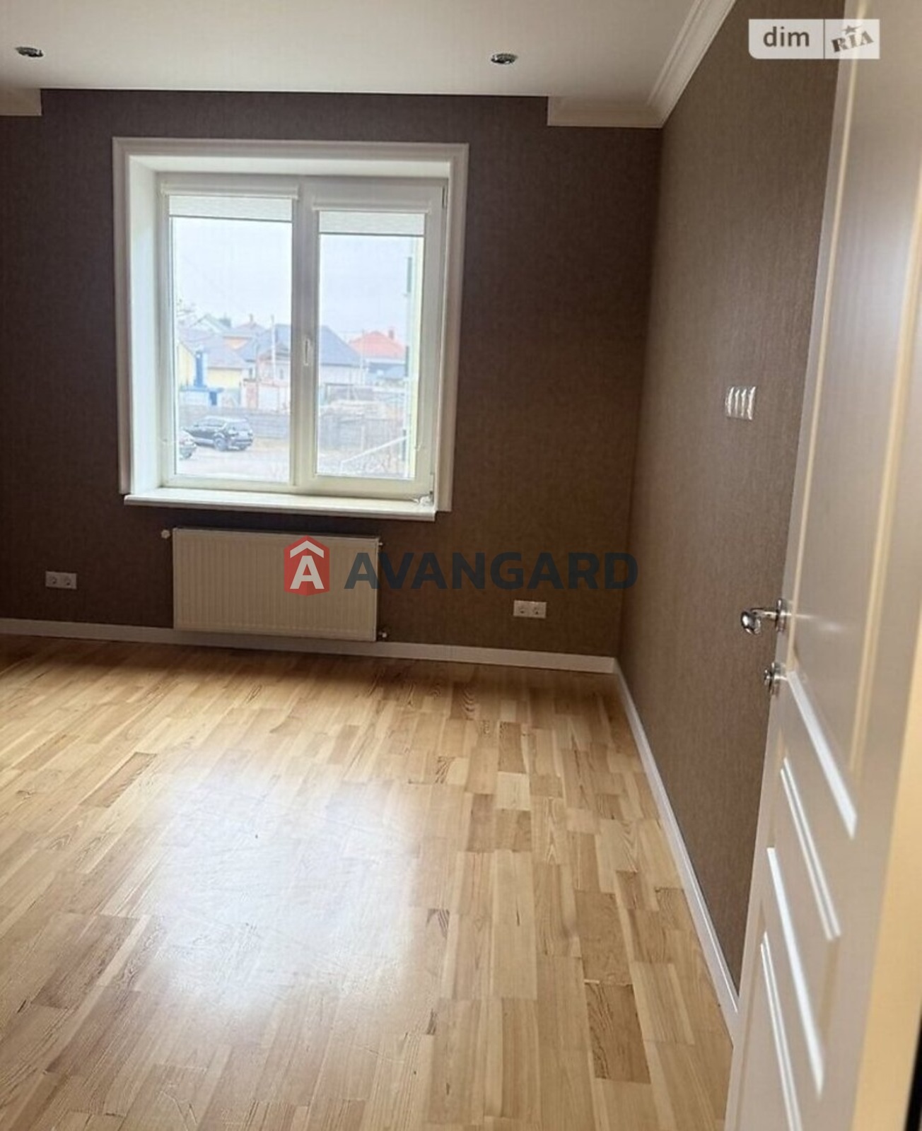 1 ��. ��������, 76/-/34 ��. �., 2/4 ������ ���� 7