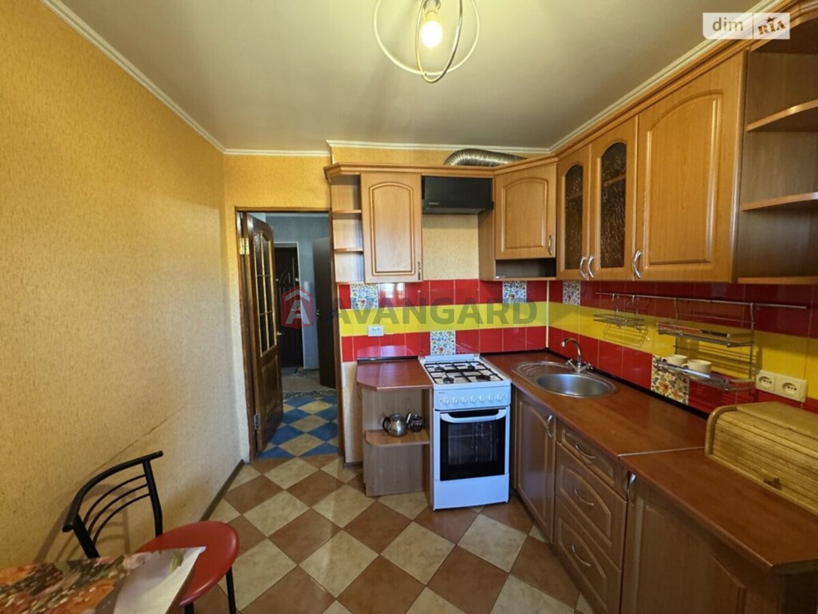 2 ��. ��������, 46/28/7 ��. �., 5/9 ������ ���� 3