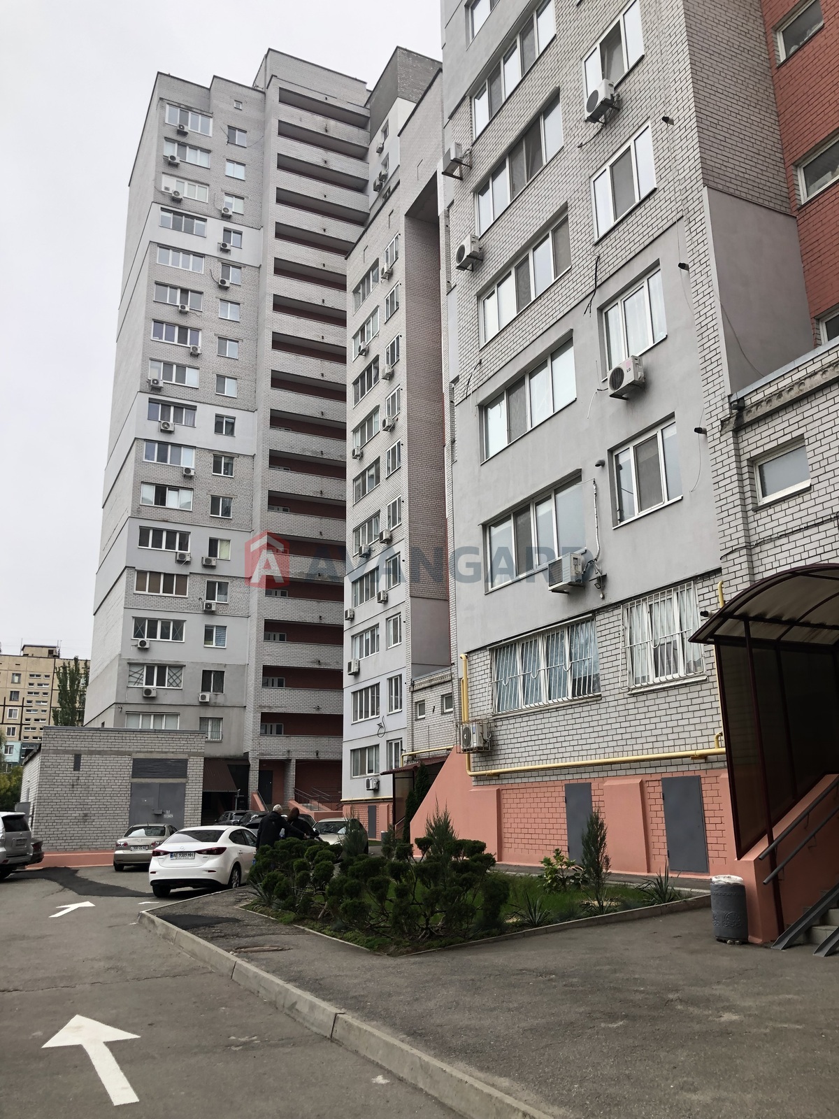 3 ����. ��������, 75/55/19 ��. �., 9/17 ���� ���� 20