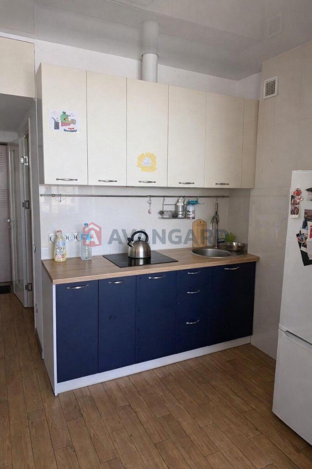 1 ����. ��������, 23/20/2 ��. �., 8/10 ���� ���� 4