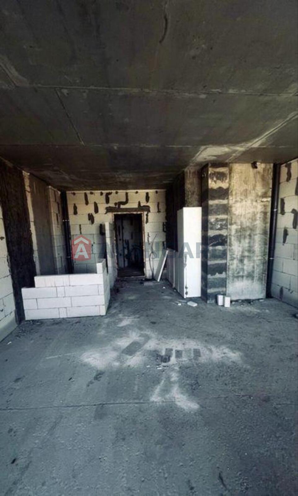 1 ��. ��������, 35/-/19 ��. �., 2/5 ������ ���� 11