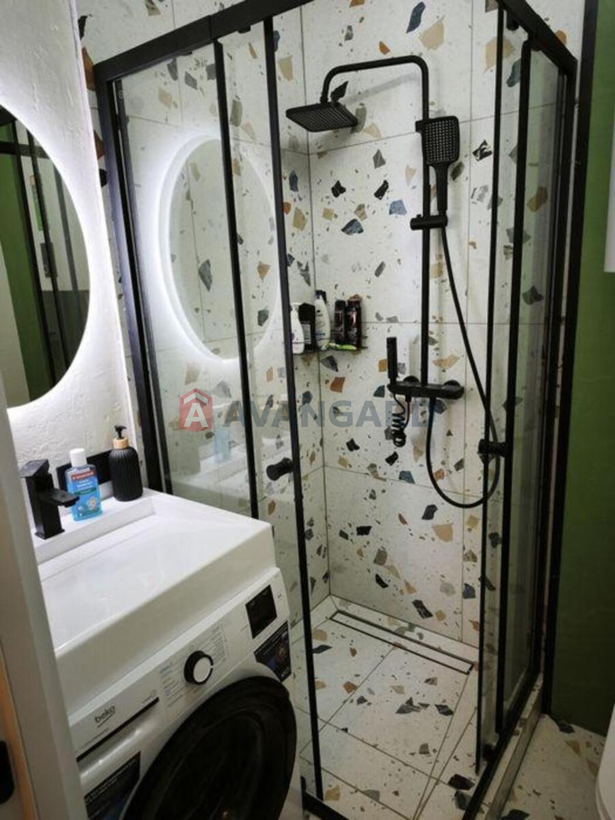 1 ��. ��������, 23/-/23 ��. �., 3/4 ������ ���� 7