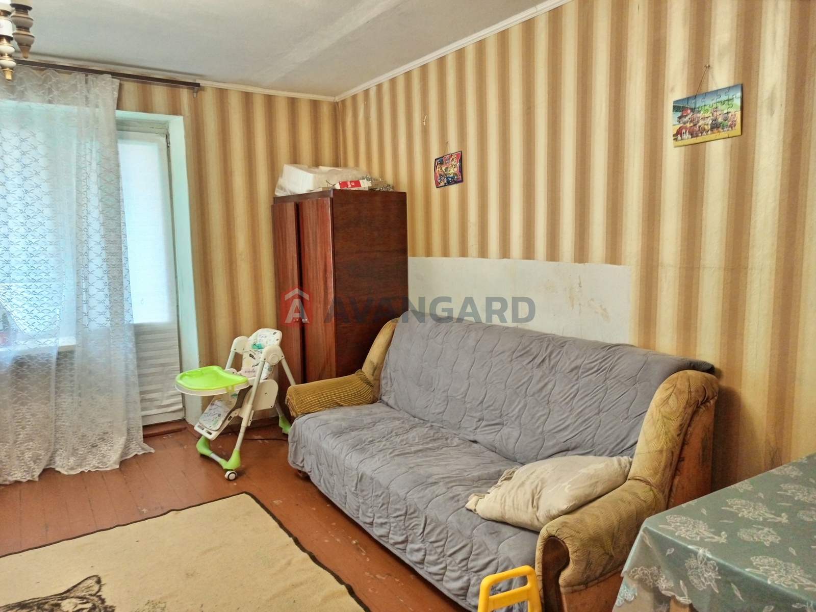 4 ����. ��������, 82/51/7 ��. �., 4/9 ���� ���� 2