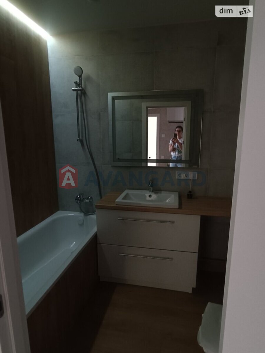 1 . , 41/13/14 . ., 14/19   25