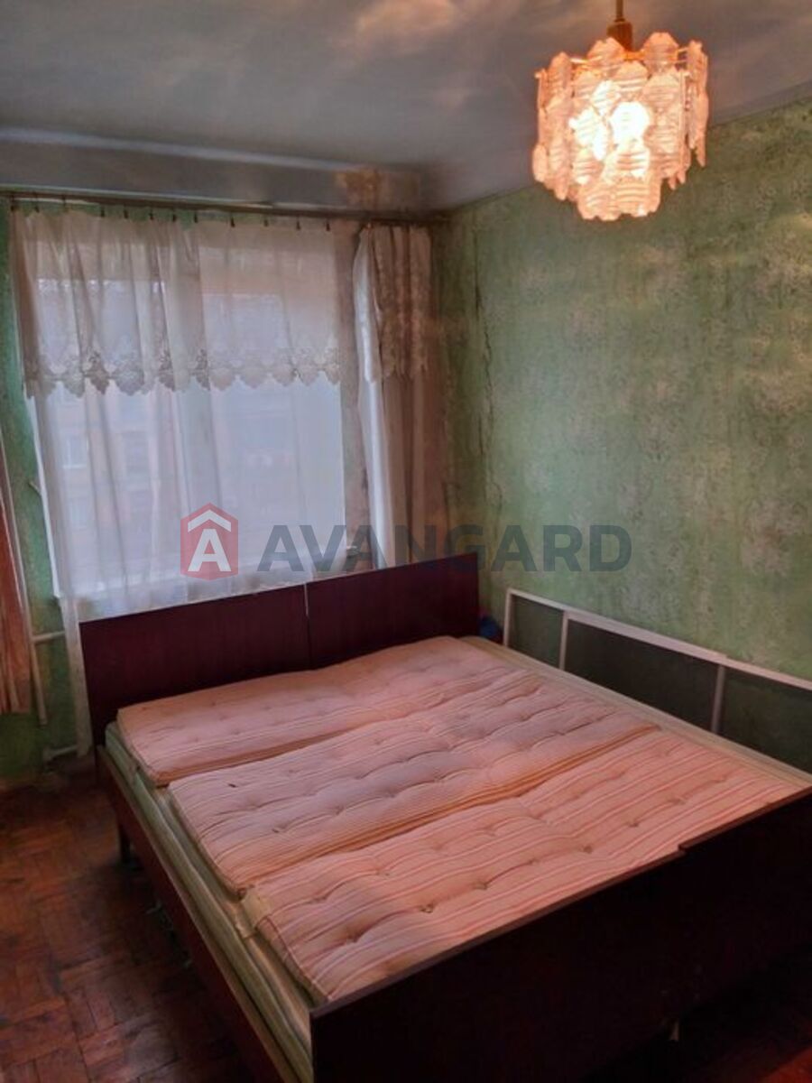 3 ��. ��������, 55/37/6 ��. �., 4/5 ������ ���� 4