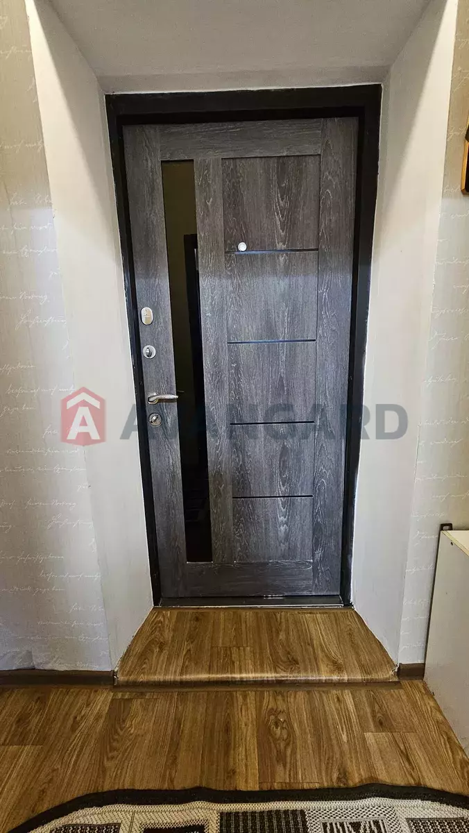 2 ��. ��������, 50/-/8 ��. �., 1/2 ������ ���� 9