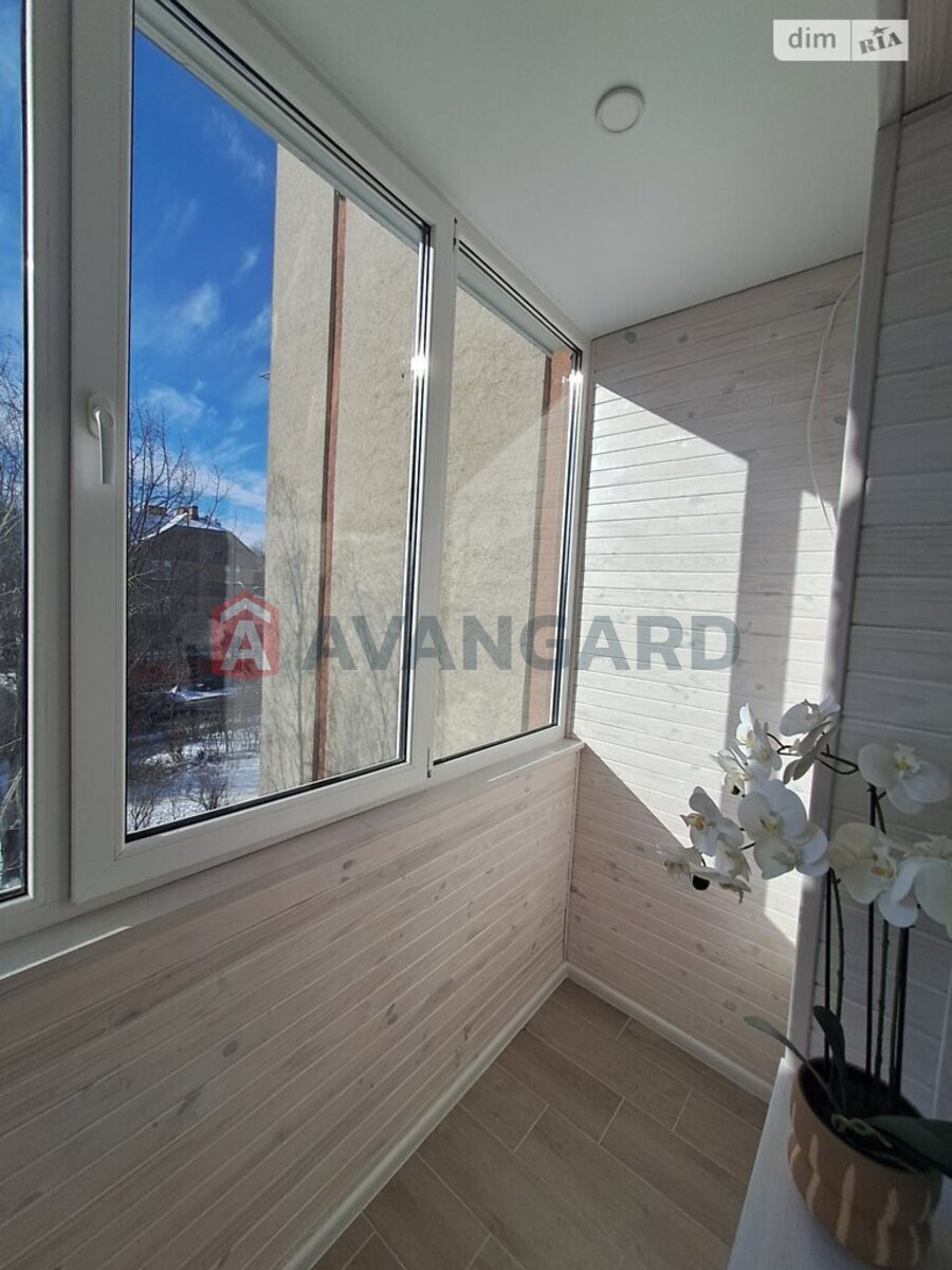 2 ��. ��������, 48/30/- ��. �., 4/9 ������ ���� 15