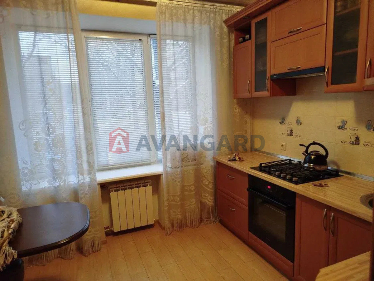 2 ��. ��������, 60/-/9 ��. �., 1/5 ������ ���� 6