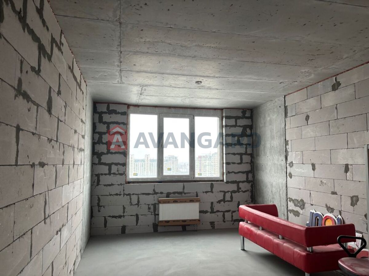 1 ��. ��������, 52/-/18 ��. �., 15/23 ������ ���� 4